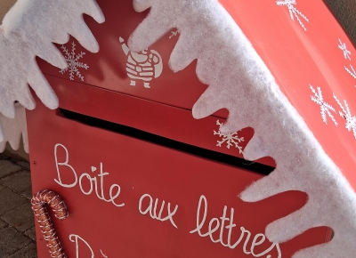 LA BOITE AUX LETTRES DU PERE-NOËL FAIT SON GRAND RETOUR !