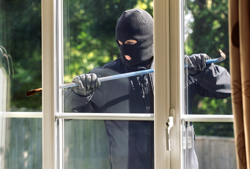 HOME-JACKING : ADOPTEZ LES BONS RÉFLEXES !