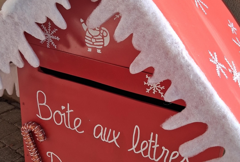 LA BOITE AUX LETTRES DU PERE-NOËL FAIT SON GRAND RETOUR !