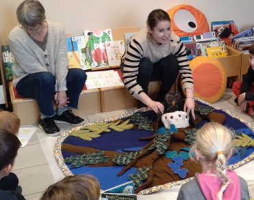 TAPIS À HISTOIRES TAPIS À HISTOIRES